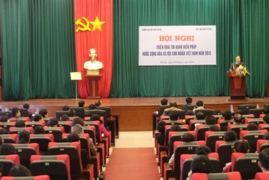 Trường Đại học Luật Hà Nội và Nhà xuất bản Tư pháp triển khai thi hành Hiến pháp năm 2013  - ảnh 1